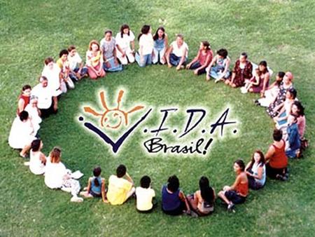 Identité des ONGs et de Vida Brasil Les organisations et mouvements sociaux aujourdhui en Amérique Latine tirent notamment leur origine de: la résistance.