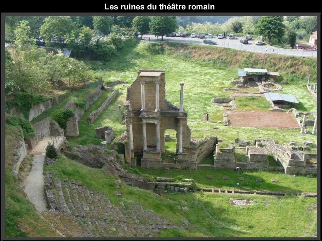 Les ruines du théâtre romain