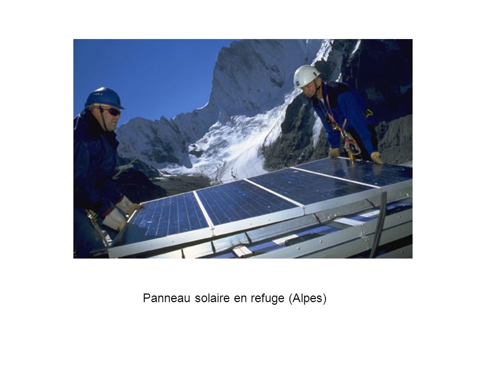 Panneau solaire en refuge (Alpes)