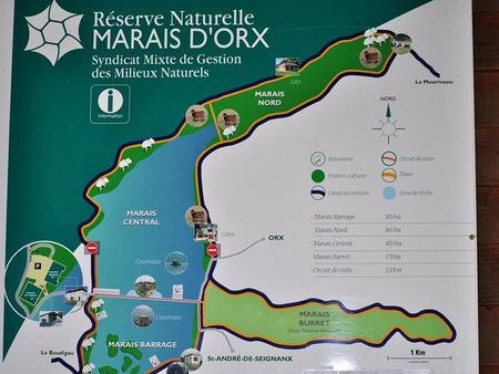 Le 20/11/2011 Balade autour du Marais d’Orx Le marais présente la forme d’un croissant orienté nord–sud. Il s'étire sur 3,5 km de long et 1,5 km de.