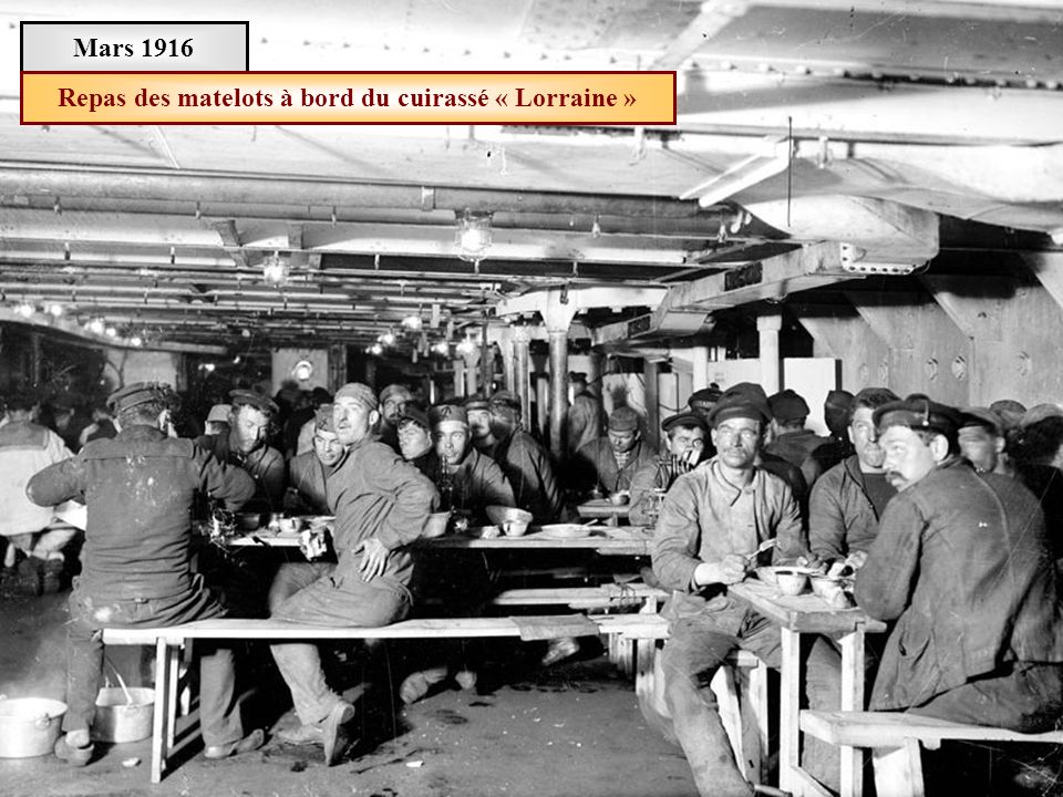 Repas des matelots à bord du cuirassé « Lorraine »