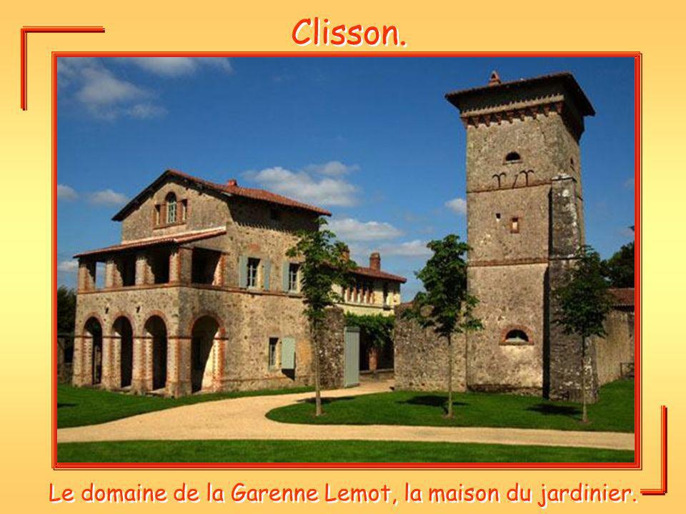 Le domaine de la Garenne Lemot, la maison du jardinier.