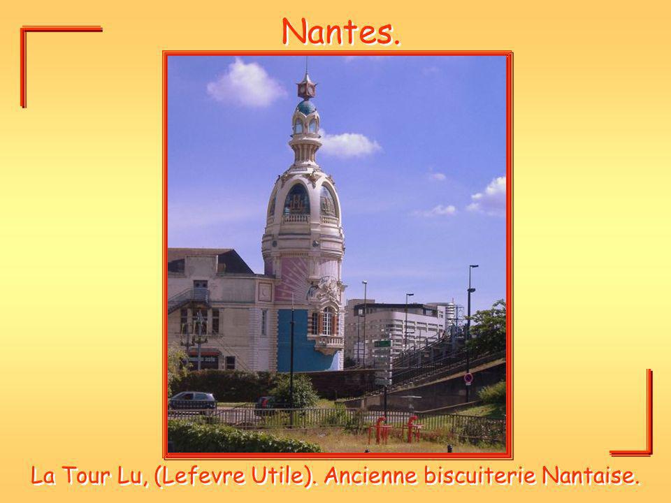 La Tour Lu, (Lefevre Utile). Ancienne biscuiterie Nantaise.