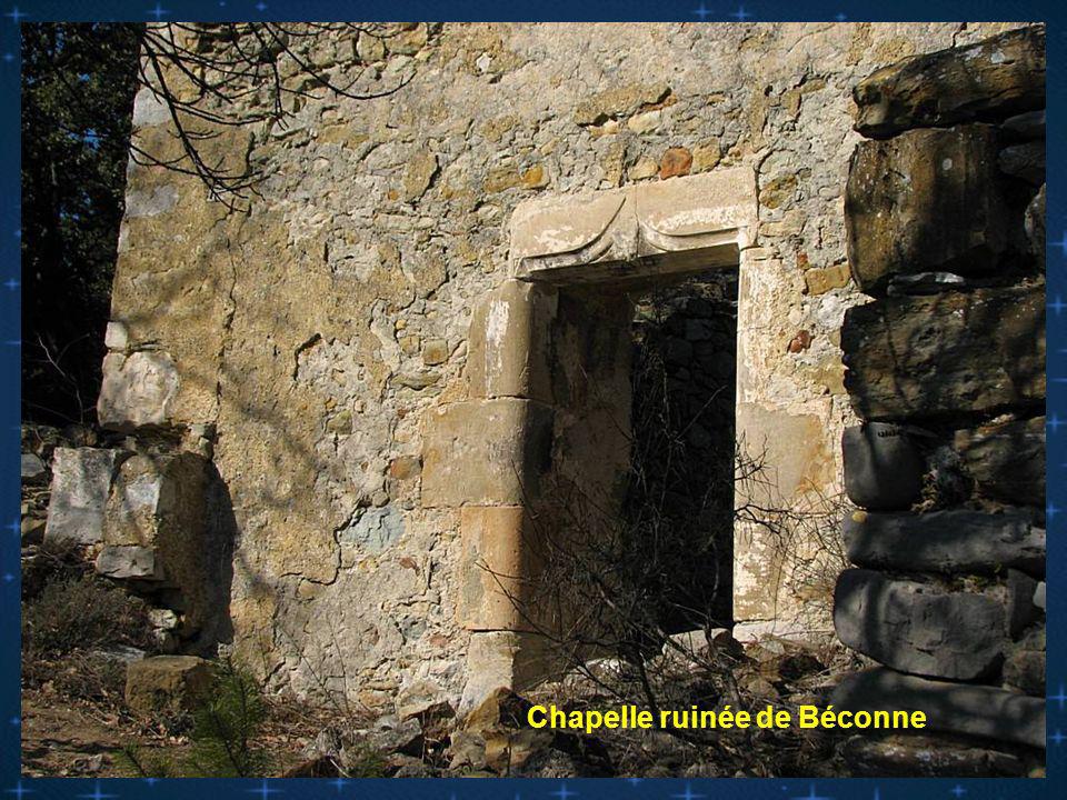 Chapelle ruinée de Béconne