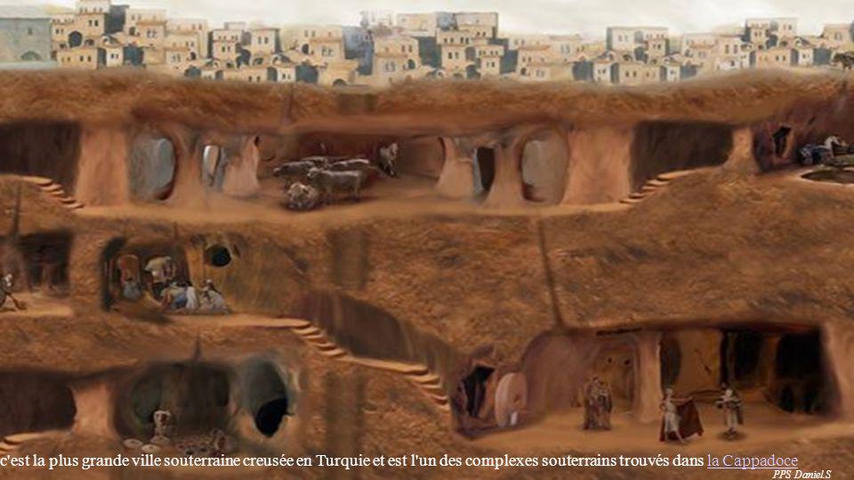 c est la plus grande ville souterraine creusée en Turquie et est l un des complexes souterrains trouvés dans la Cappadoce