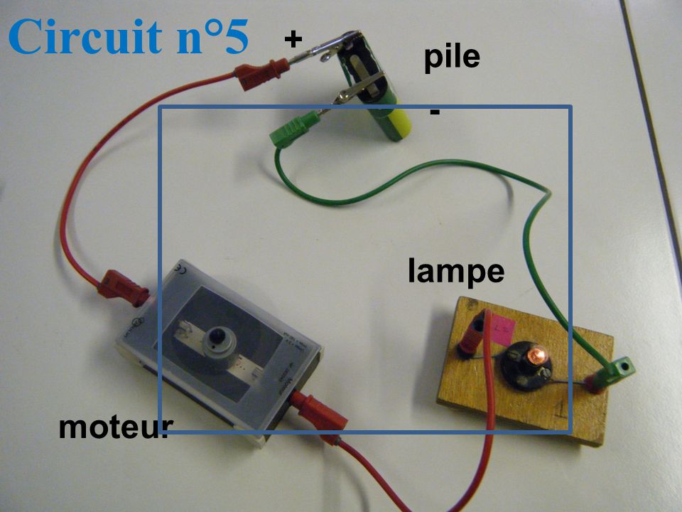 Circuit n°5 + pile - lampe moteur