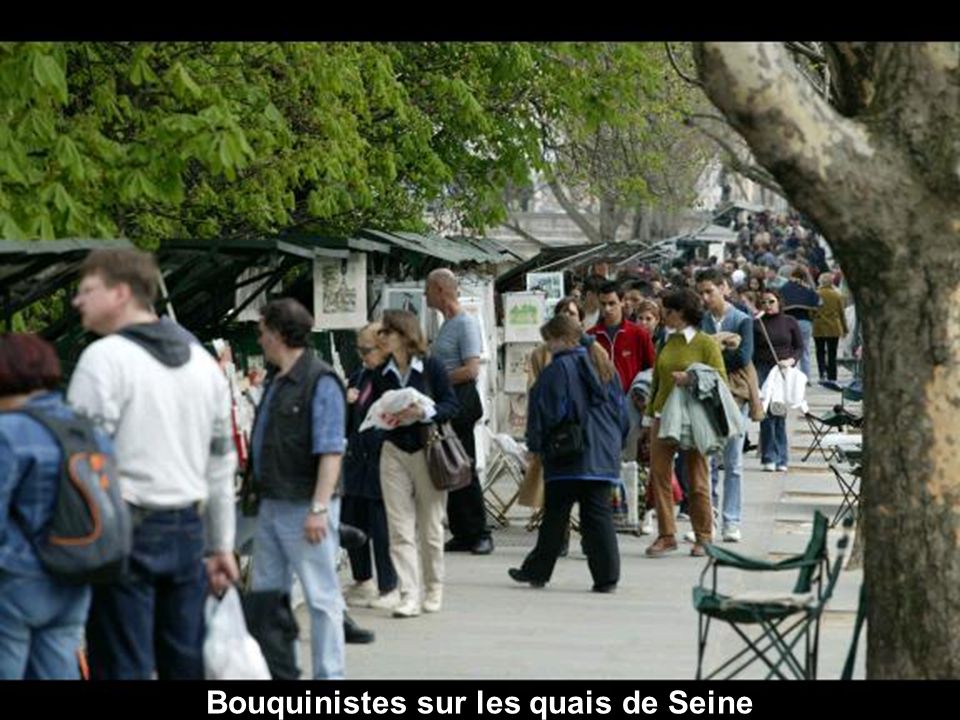 Bouquinistes sur les quais de Seine
