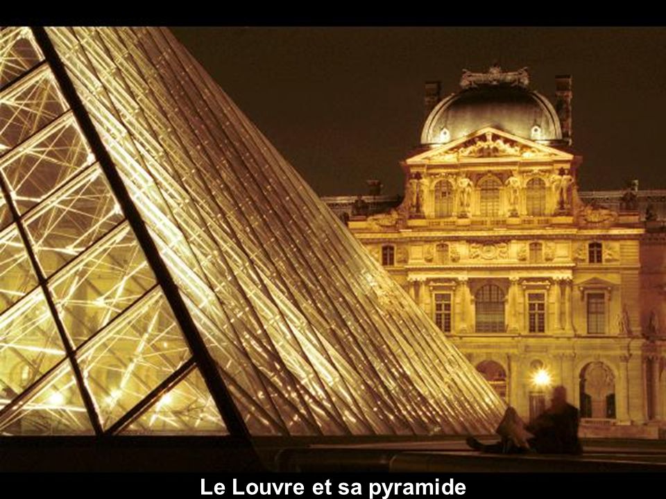Le Louvre et sa pyramide