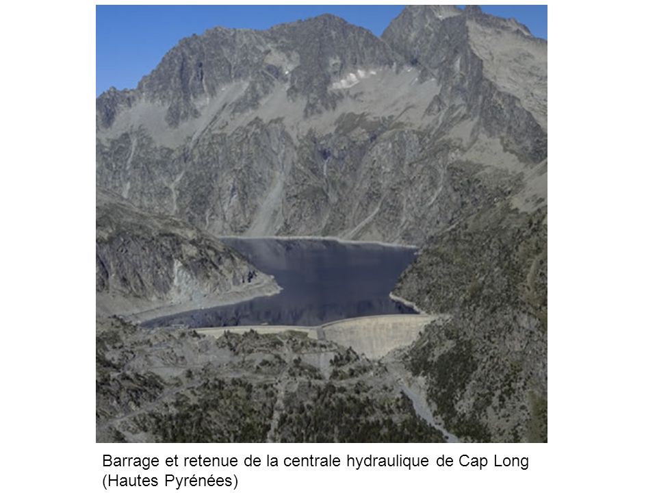 Barrage et retenue de la centrale hydraulique de Cap Long (Hautes Pyrénées)