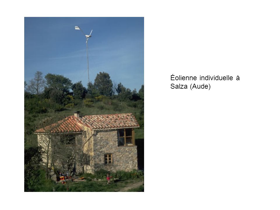 Éolienne individuelle à Salza (Aude)